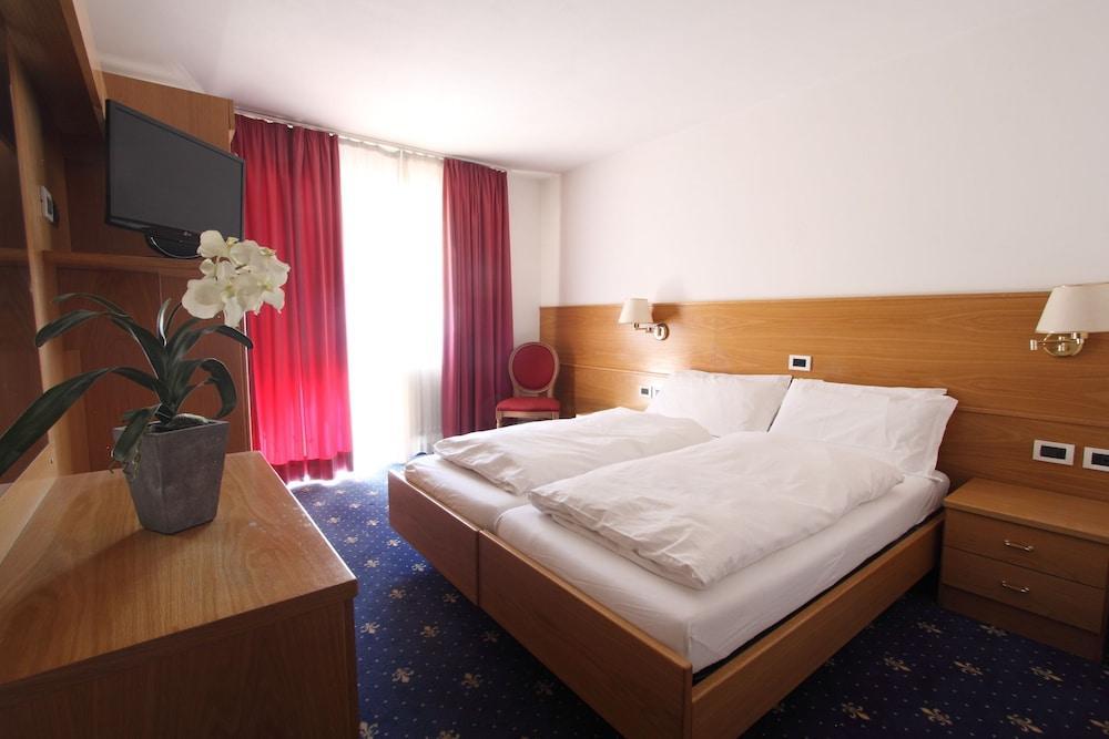 Hotel Fanes Suite & Spa Moena Ngoại thất bức ảnh