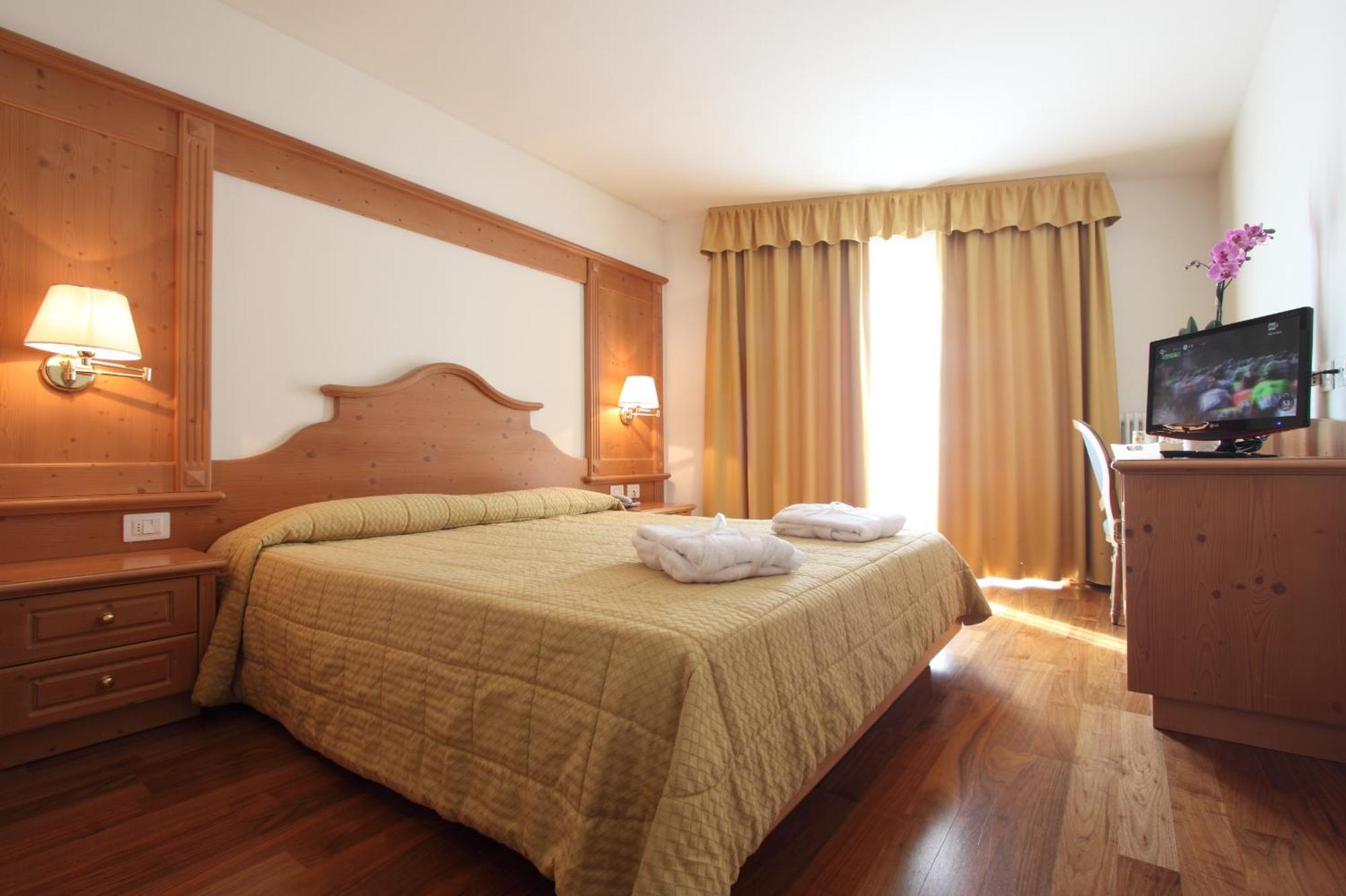 Hotel Fanes Suite & Spa Moena Ngoại thất bức ảnh